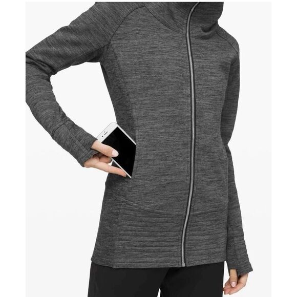 EXCELLENT LULULEMON RADIANT JACKET II HEATHERED CORE DARK GREY SIZE 6 - Picture 2 of 9